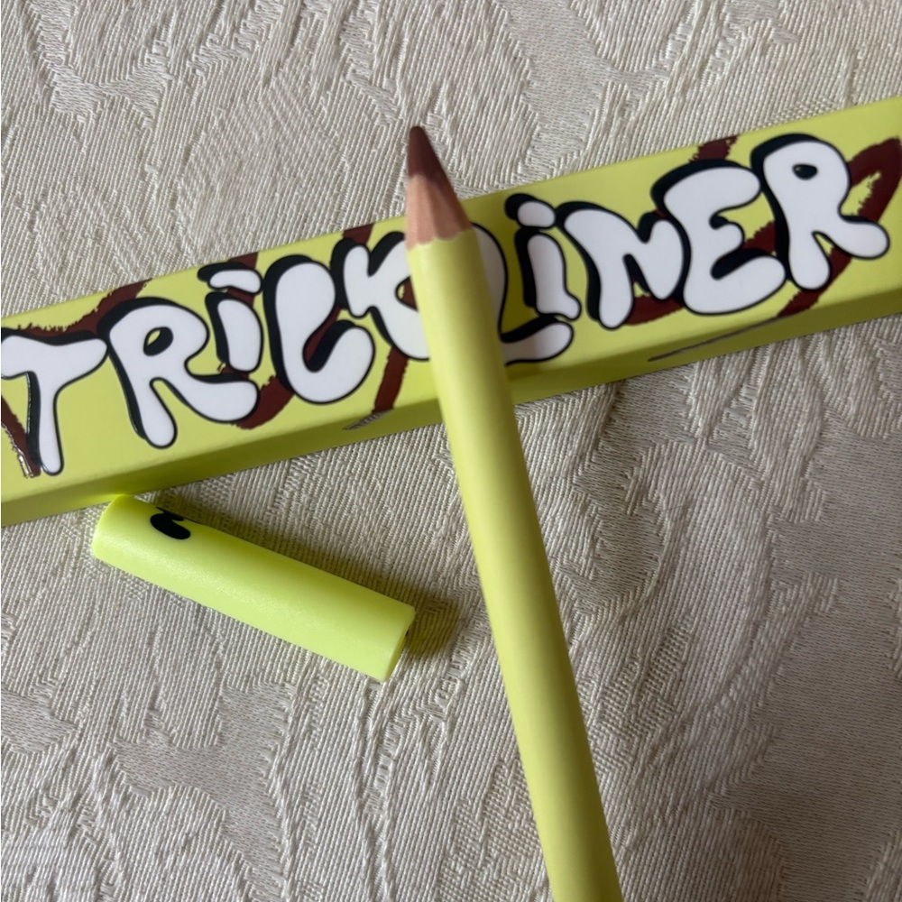Made by Mitchell Lip Trick Nude Lip Liner in Glad You’re Here BNIB